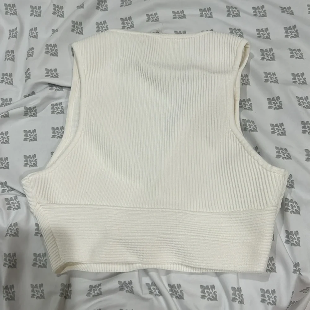 Pacsun- white tank top - Picture 2 of 3